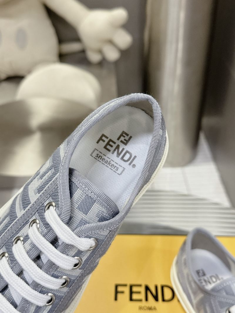 Fendi Low Shoes